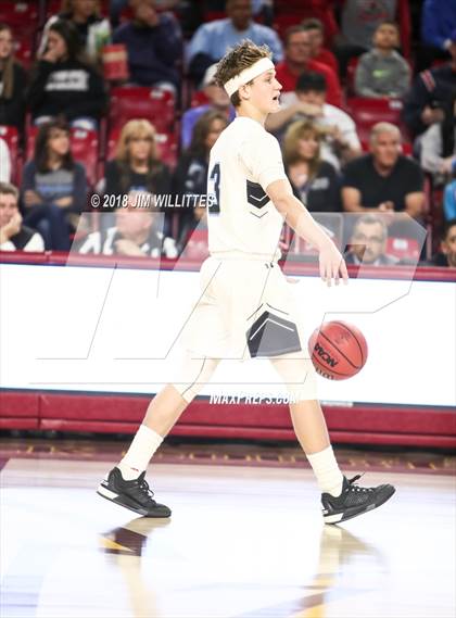 Thumbnail 2 in Paradise Valley vs. Deer Valley (AIA 5A Semifinal) photogallery.