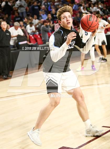 Thumbnail 2 in Paradise Valley vs. Deer Valley (AIA 5A Semifinal) photogallery.