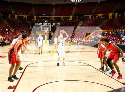 Thumbnail 3 in Paradise Valley vs. Deer Valley (AIA 5A Semifinal) photogallery.