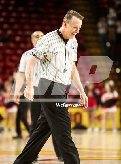 Thumbnail 2 in Paradise Valley vs. Deer Valley (AIA 5A Semifinal) photogallery.