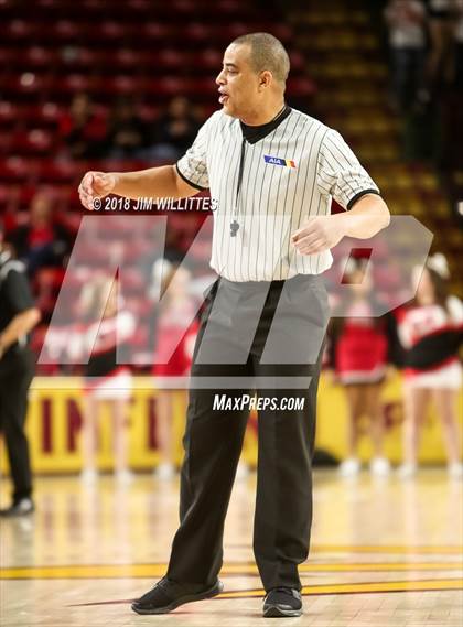 Thumbnail 3 in Paradise Valley vs. Deer Valley (AIA 5A Semifinal) photogallery.