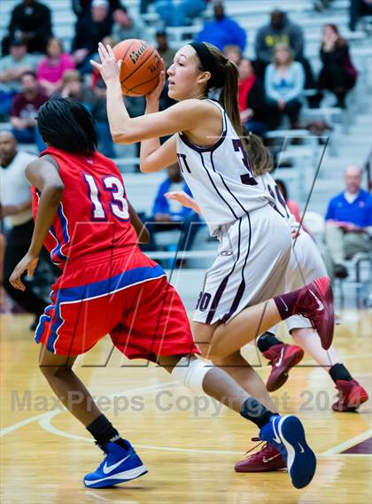 Thumbnail 2 in South Garland vs Rowlett photogallery.