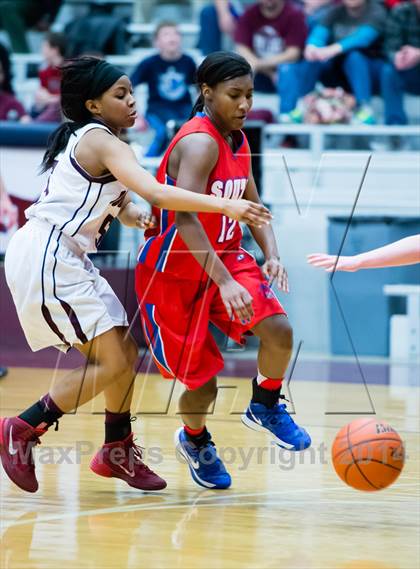 Thumbnail 3 in South Garland vs Rowlett photogallery.