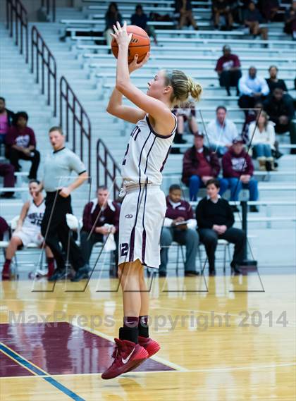 Thumbnail 1 in South Garland vs Rowlett photogallery.