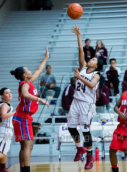 Thumbnail 1 in South Garland vs Rowlett photogallery.