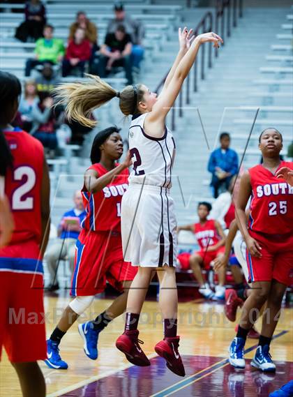 Thumbnail 3 in South Garland vs Rowlett photogallery.