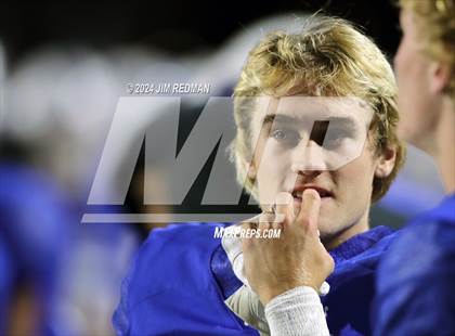 Thumbnail 1 in Trinity Leadership @ Gunter (UIL Football 3A Division 2 Region 2 Bi-District) photogallery.
