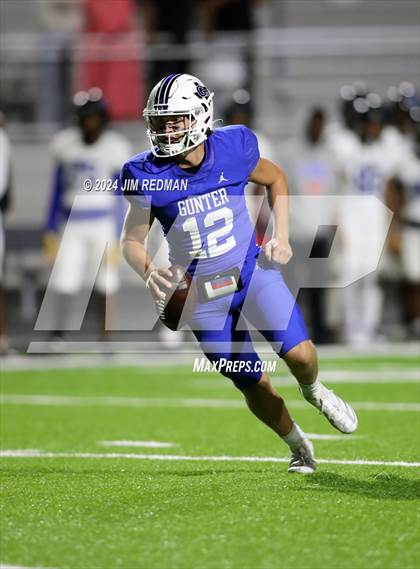 Thumbnail 3 in Trinity Leadership @ Gunter (UIL Football 3A Division 2 Region 2 Bi-District) photogallery.