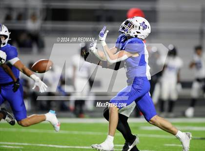 Thumbnail 1 in Trinity Leadership @ Gunter (UIL Football 3A Division 2 Region 2 Bi-District) photogallery.