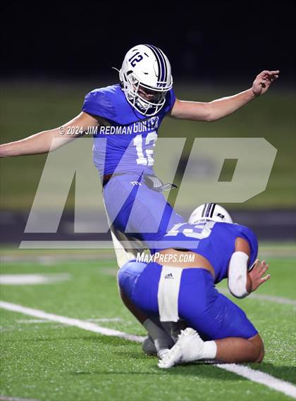Thumbnail 3 in Trinity Leadership @ Gunter (UIL Football 3A Division 2 Region 2 Bi-District) photogallery.