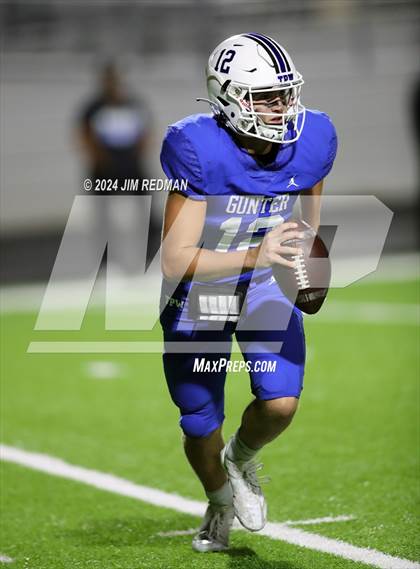 Thumbnail 1 in Trinity Leadership @ Gunter (UIL Football 3A Division 2 Region 2 Bi-District) photogallery.