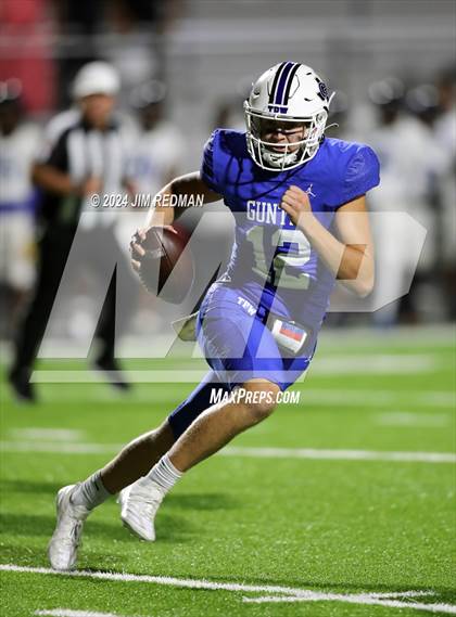 Thumbnail 2 in Trinity Leadership @ Gunter (UIL Football 3A Division 2 Region 2 Bi-District) photogallery.