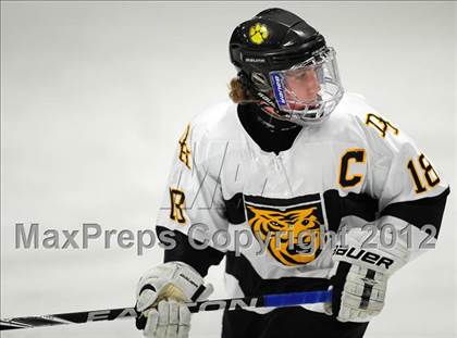 Thumbnail 3 in Branford vs. Hand (CIAC Division II Quarterfinal) photogallery.