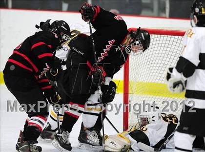 Thumbnail 1 in Branford vs. Hand (CIAC Division II Quarterfinal) photogallery.