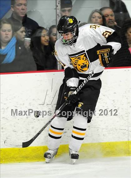 Thumbnail 2 in Branford vs. Hand (CIAC Division II Quarterfinal) photogallery.