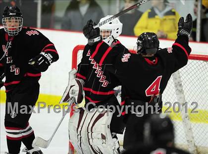 Thumbnail 3 in Branford vs. Hand (CIAC Division II Quarterfinal) photogallery.