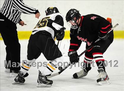 Thumbnail 1 in Branford vs. Hand (CIAC Division II Quarterfinal) photogallery.
