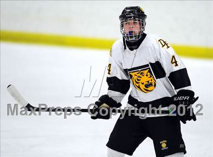 Thumbnail 2 in Branford vs. Hand (CIAC Division II Quarterfinal) photogallery.