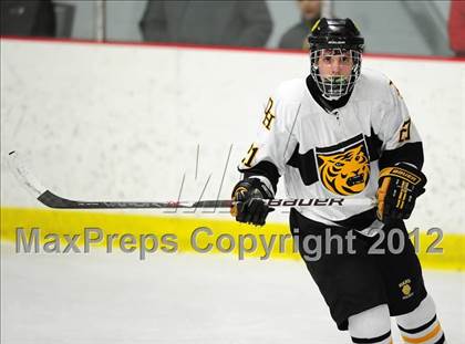 Thumbnail 3 in Branford vs. Hand (CIAC Division II Quarterfinal) photogallery.