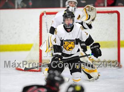 Thumbnail 1 in Branford vs. Hand (CIAC Division II Quarterfinal) photogallery.