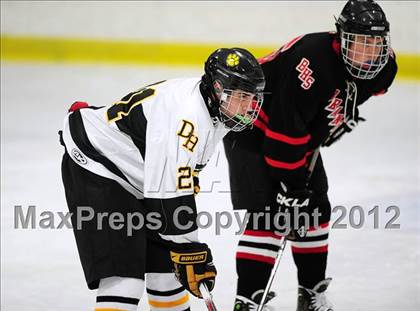 Thumbnail 1 in Branford vs. Hand (CIAC Division II Quarterfinal) photogallery.