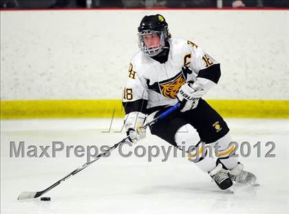 Thumbnail 3 in Branford vs. Hand (CIAC Division II Quarterfinal) photogallery.