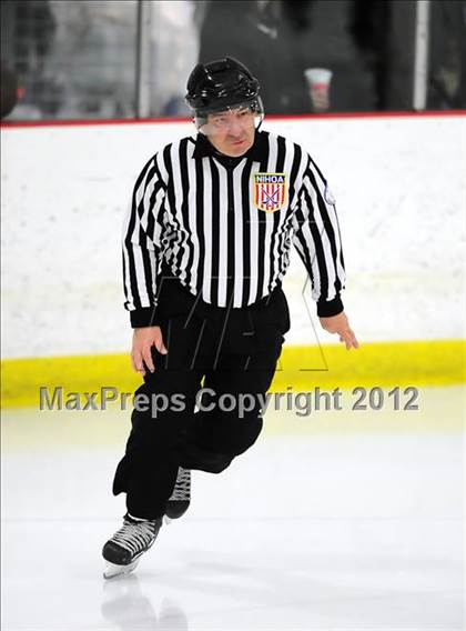 Thumbnail 2 in Branford vs. Hand (CIAC Division II Quarterfinal) photogallery.
