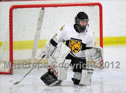Thumbnail 2 in Branford vs. Hand (CIAC Division II Quarterfinal) photogallery.