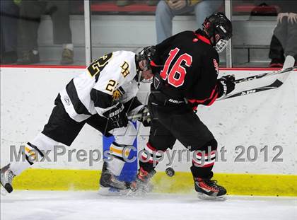 Thumbnail 2 in Branford vs. Hand (CIAC Division II Quarterfinal) photogallery.