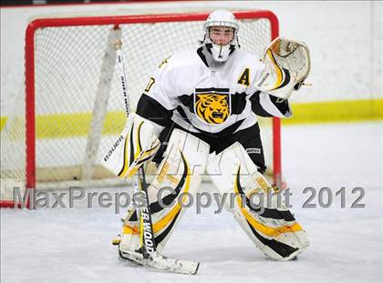 Thumbnail 3 in Branford vs. Hand (CIAC Division II Quarterfinal) photogallery.
