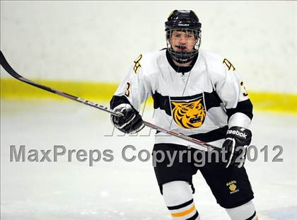 Thumbnail 3 in Branford vs. Hand (CIAC Division II Quarterfinal) photogallery.
