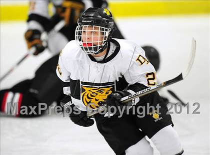 Thumbnail 1 in Branford vs. Hand (CIAC Division II Quarterfinal) photogallery.