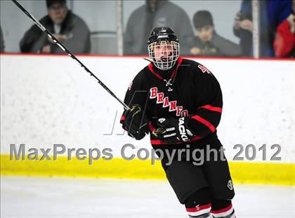 Thumbnail 1 in Branford vs. Hand (CIAC Division II Quarterfinal) photogallery.
