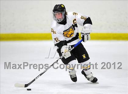 Thumbnail 1 in Branford vs. Hand (CIAC Division II Quarterfinal) photogallery.