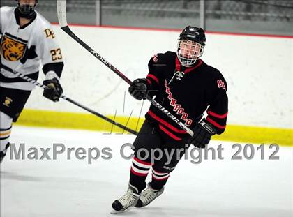 Thumbnail 3 in Branford vs. Hand (CIAC Division II Quarterfinal) photogallery.