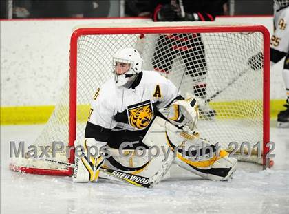 Thumbnail 3 in Branford vs. Hand (CIAC Division II Quarterfinal) photogallery.