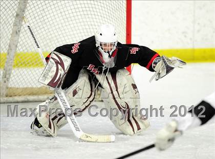 Thumbnail 3 in Branford vs. Hand (CIAC Division II Quarterfinal) photogallery.