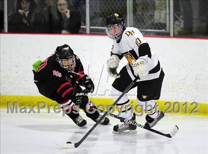 Thumbnail 2 in Branford vs. Hand (CIAC Division II Quarterfinal) photogallery.