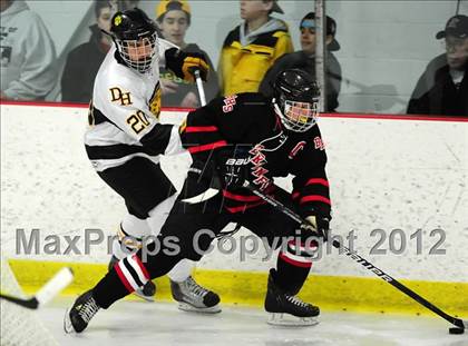 Thumbnail 1 in Branford vs. Hand (CIAC Division II Quarterfinal) photogallery.