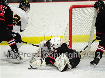 Thumbnail 1 in Branford vs. Hand (CIAC Division II Quarterfinal) photogallery.