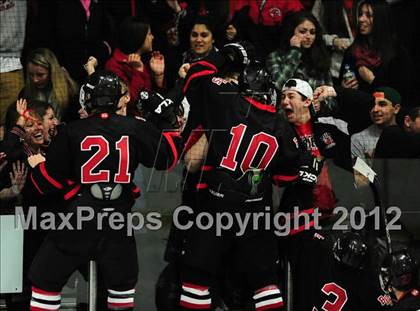 Thumbnail 3 in Branford vs. Hand (CIAC Division II Quarterfinal) photogallery.