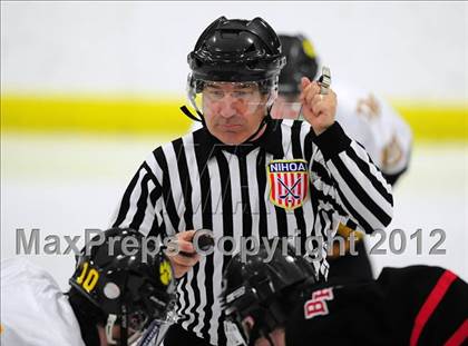 Thumbnail 1 in Branford vs. Hand (CIAC Division II Quarterfinal) photogallery.