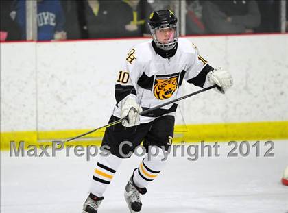 Thumbnail 2 in Branford vs. Hand (CIAC Division II Quarterfinal) photogallery.