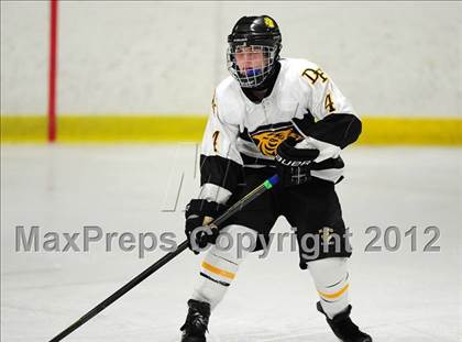 Thumbnail 1 in Branford vs. Hand (CIAC Division II Quarterfinal) photogallery.