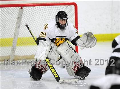 Thumbnail 2 in Branford vs. Hand (CIAC Division II Quarterfinal) photogallery.