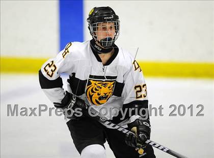 Thumbnail 2 in Branford vs. Hand (CIAC Division II Quarterfinal) photogallery.