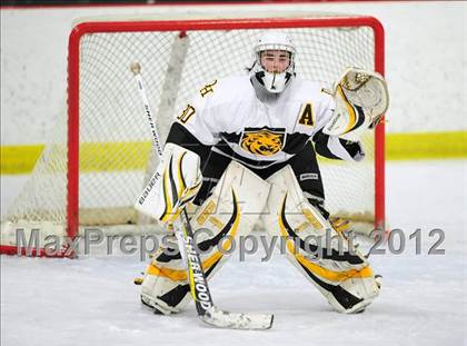 Thumbnail 3 in Branford vs. Hand (CIAC Division II Quarterfinal) photogallery.