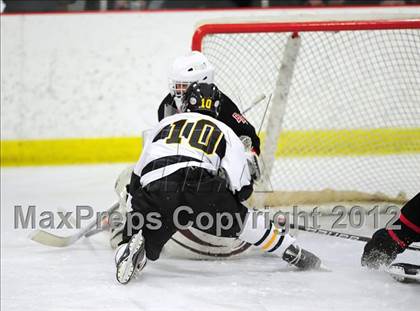 Thumbnail 2 in Branford vs. Hand (CIAC Division II Quarterfinal) photogallery.
