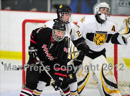 Thumbnail 2 in Branford vs. Hand (CIAC Division II Quarterfinal) photogallery.