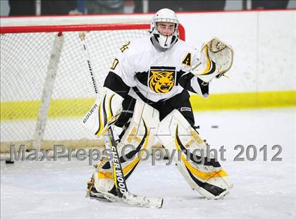 Thumbnail 1 in Branford vs. Hand (CIAC Division II Quarterfinal) photogallery.